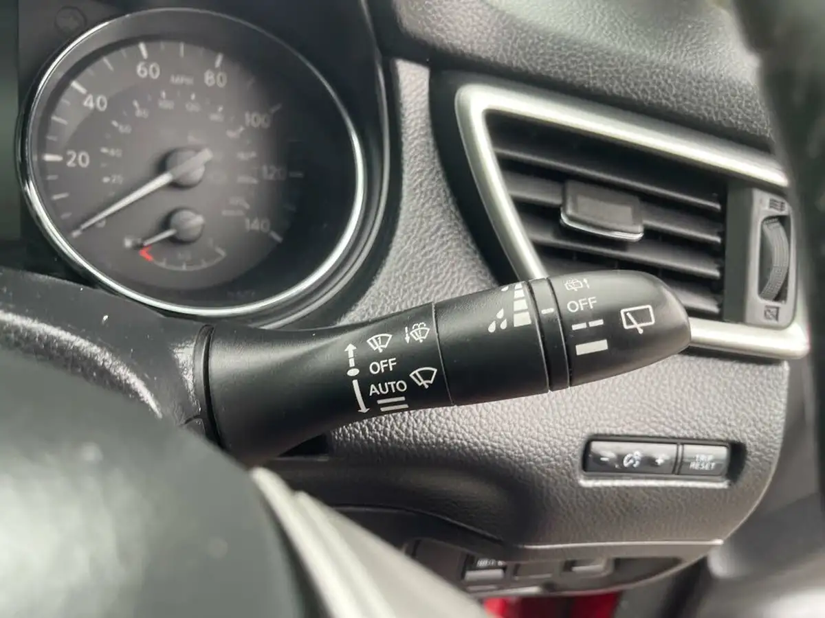 2015-nissan-qashqai-12-n-tec-xtronic-cvt-big-34