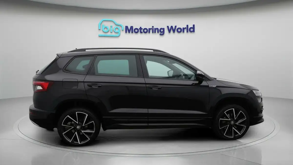 2020-skoda-karoq-15-tsi-sportline-dsg-big-8