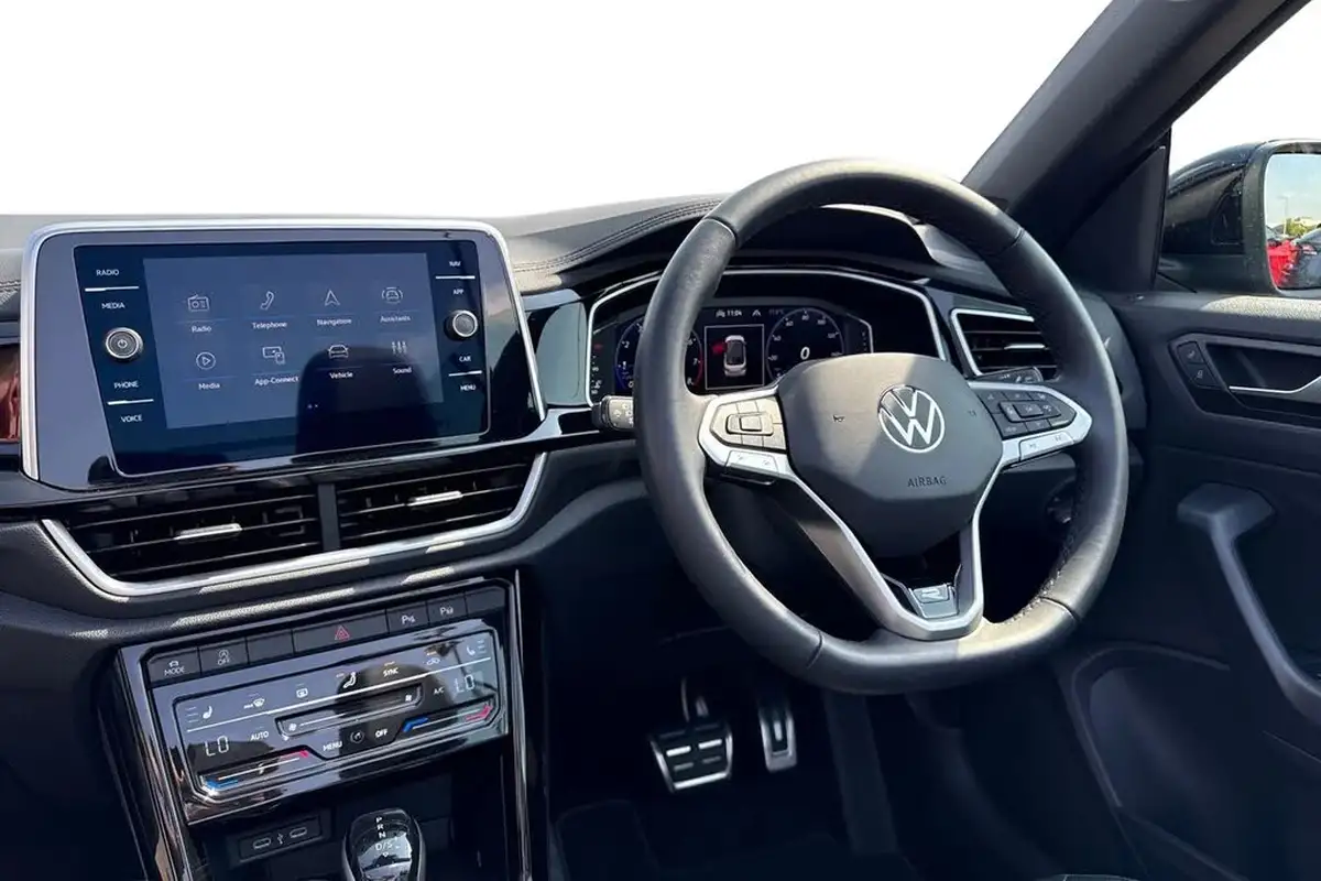 2024-volkswagen-t-roc-15-tsi-r-line-convertible-2d-dsg-big-17