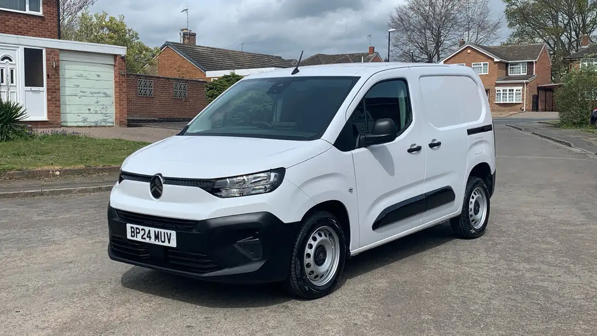 2024-citroen-berlingo-big-6