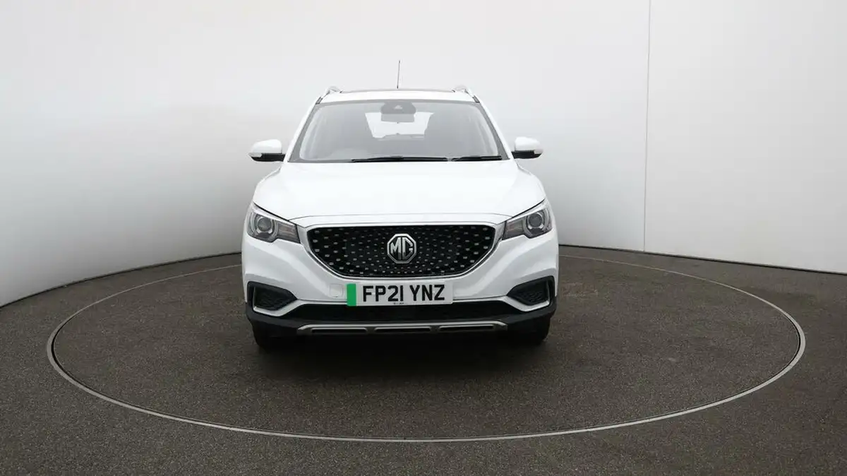 2021-mg-zs-suv-e-exclusive-ev-big-38
