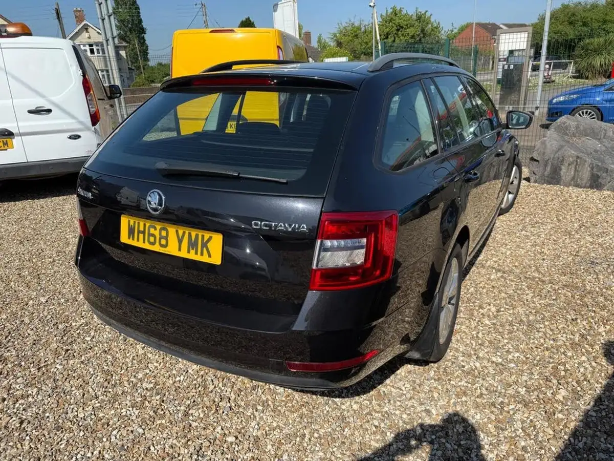 2025-skoda-octavia-big-9