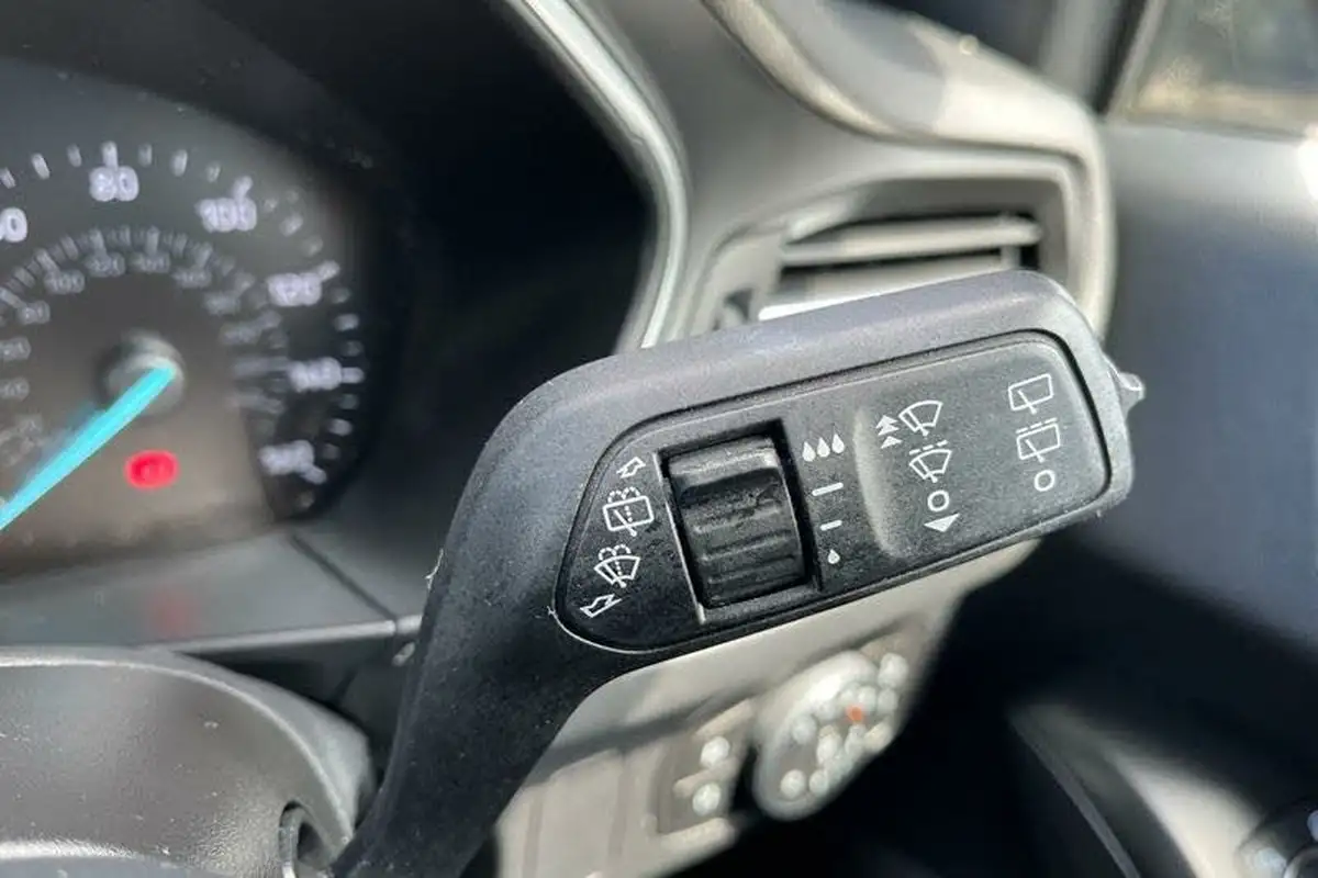 2018-ford-focus-big-14