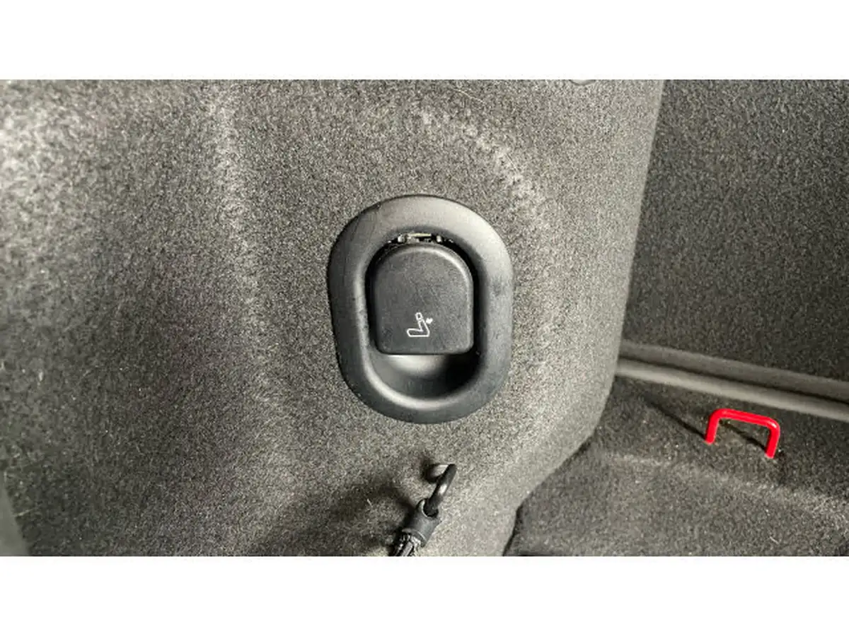 2022-mini-cooper-20-john-cooper-works-nav-convertible-2d-big-37