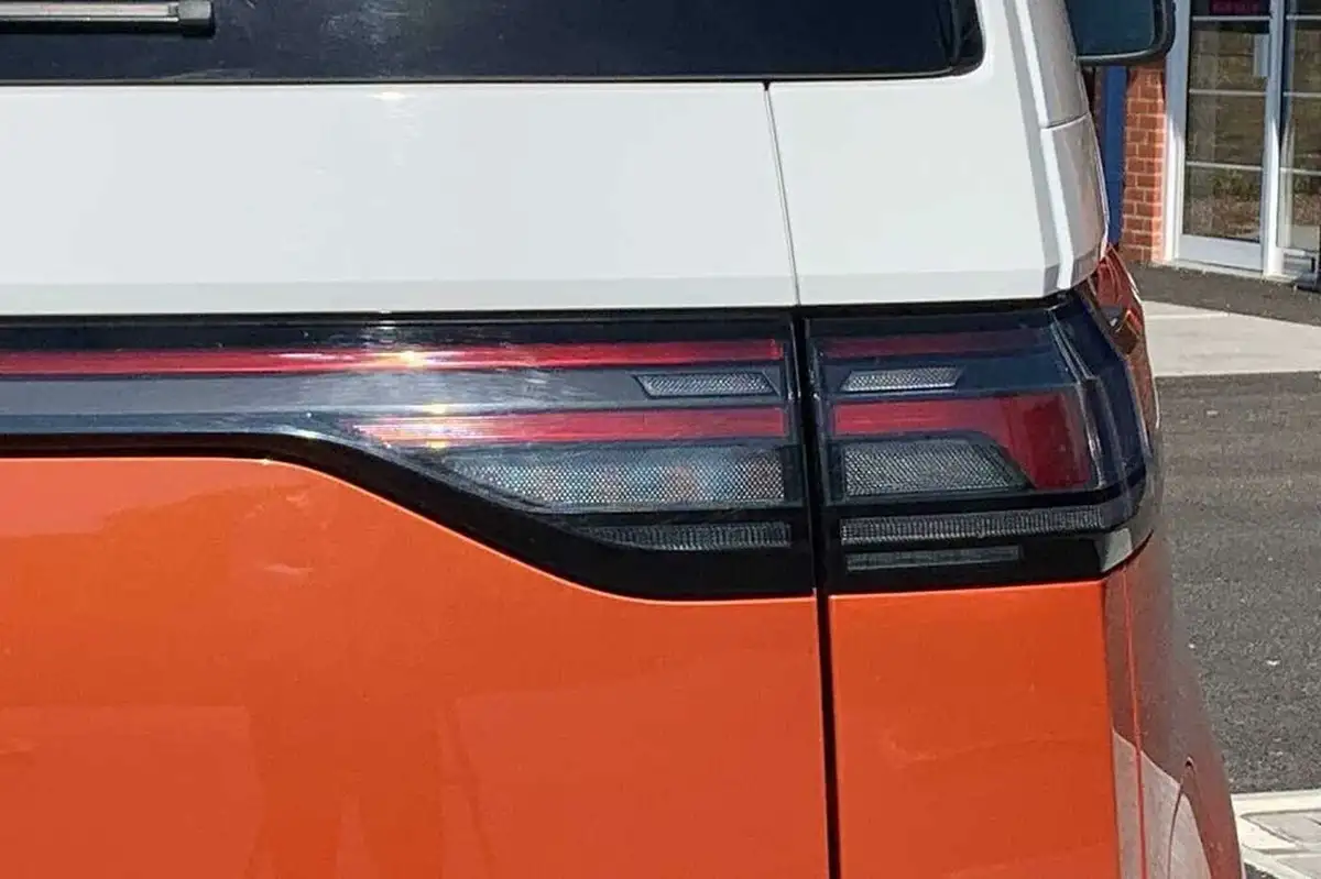 2023-volkswagen-idbuzz-e-style-standard-big-21