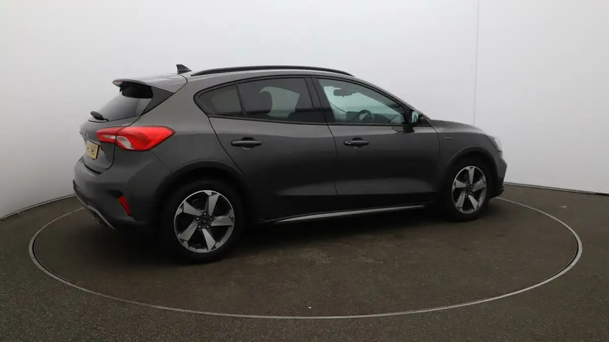 2019-ford-focus-10t-active-hatchback-big-50
