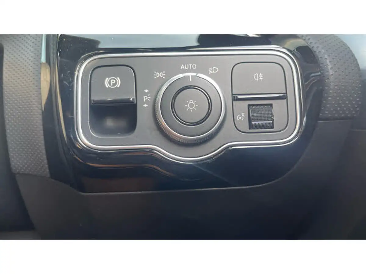 2024-mercedes-benz-a-class-13-a180-amg-line-premium-plus-hatchback-5d-7g-dct-big-36
