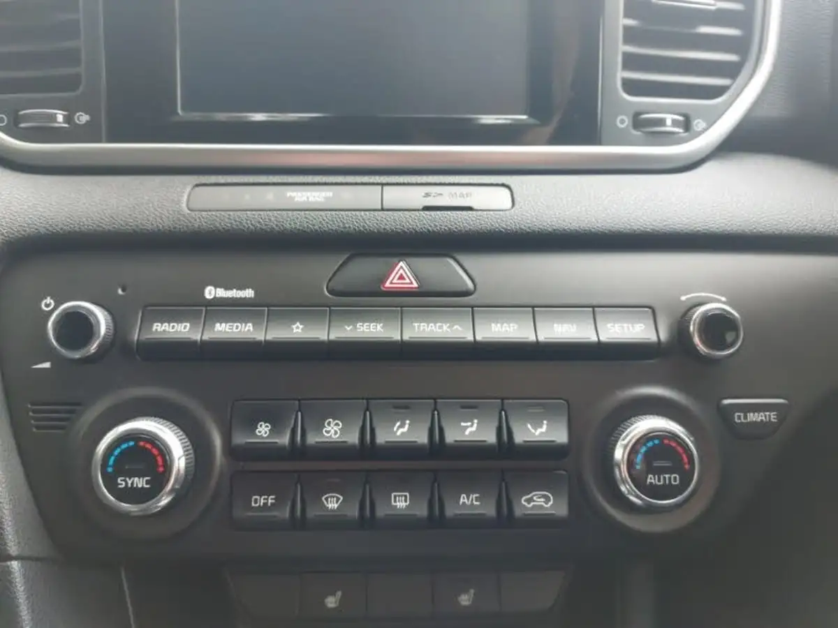 2019-kia-sportage-16-gdi-2-big-18