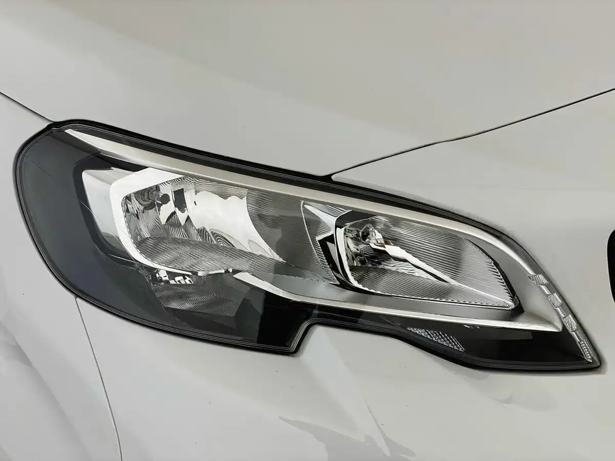 2023-peugeot-expert-15-bluehdi-professional-premium-standard-1000-big-35