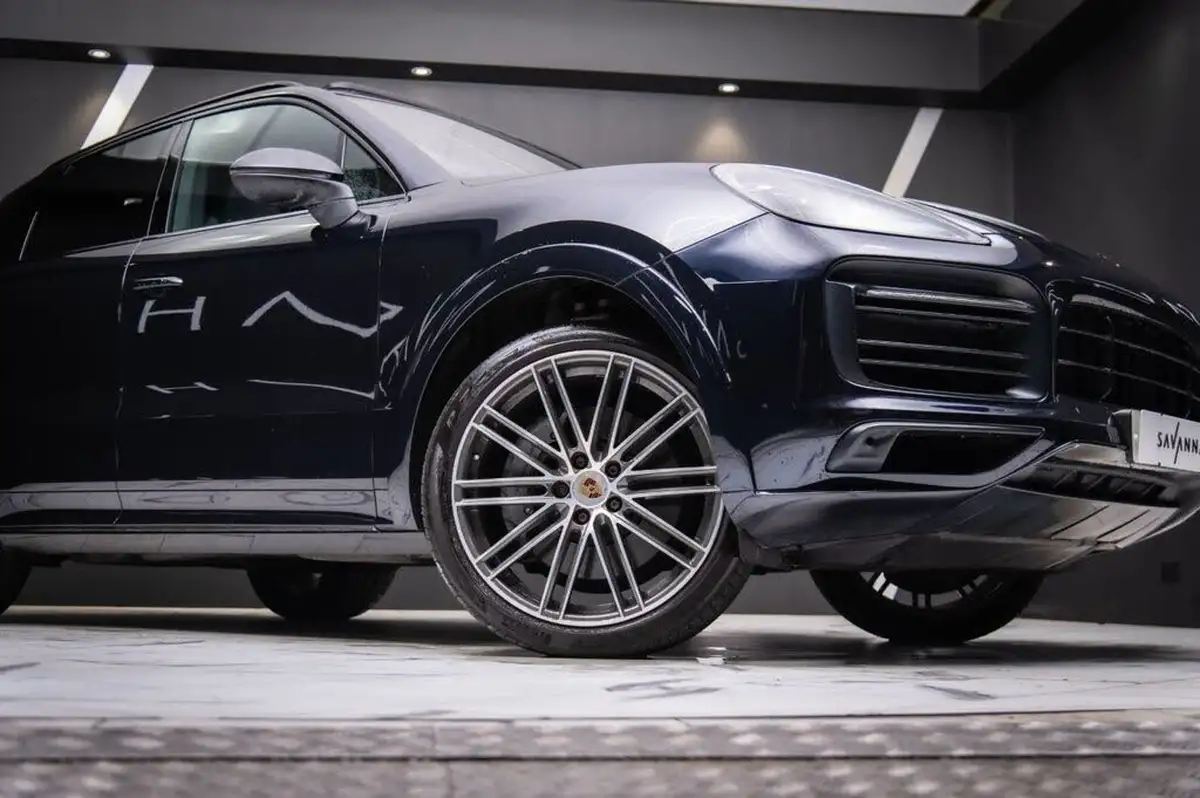 2020-porsche-cayenne-30-v6-s-big-23