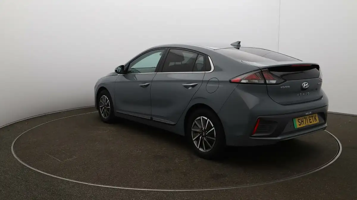 2022-hyundai-ioniq-e-premium-se-electric-big-53