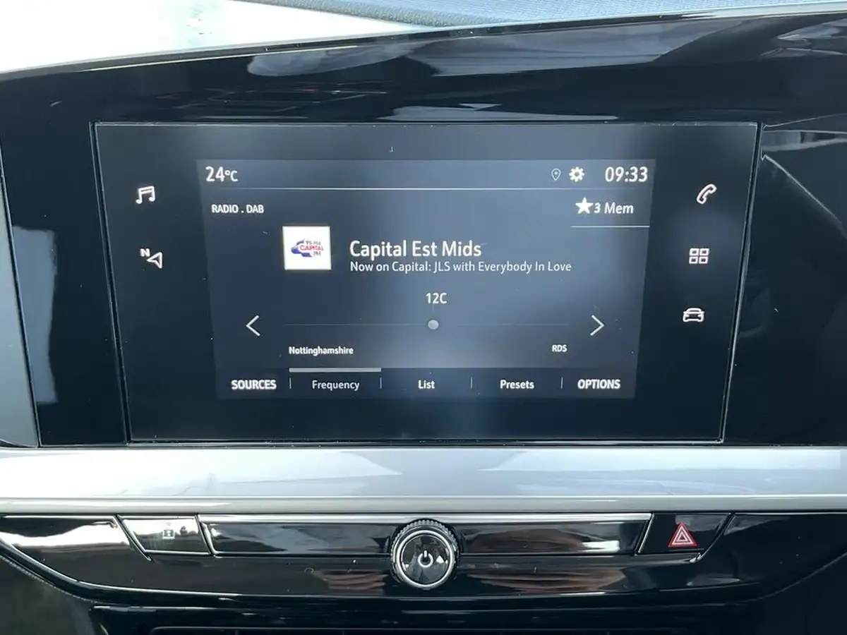 2022-vauxhall-mokka-12-se-edition-big-15