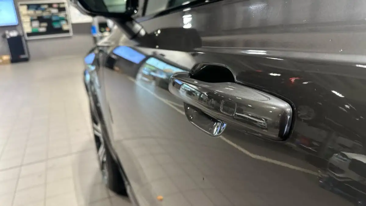 2024-volvo-xc90-20-t8-ultimate-dark-big-18