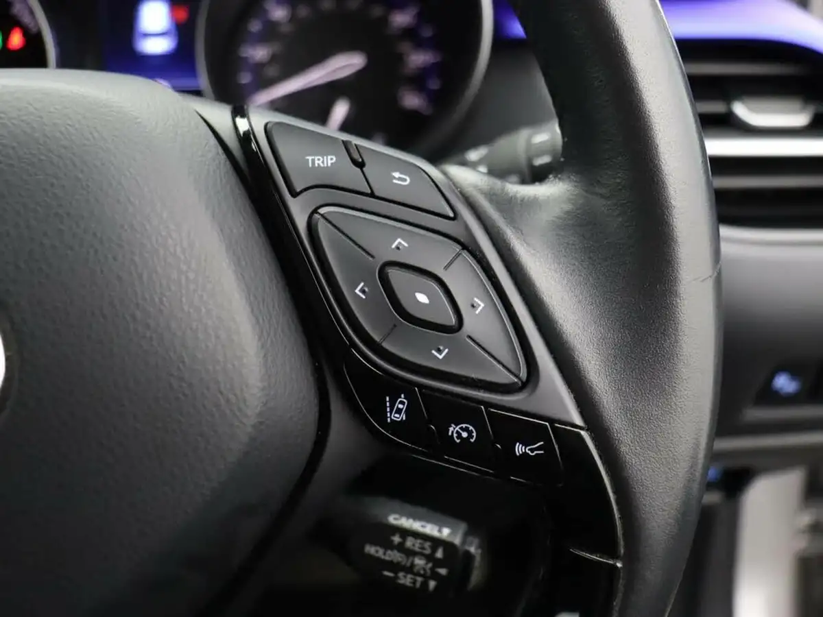 2020-toyota-c-hr-18-vvt-i-dynamic-big-15