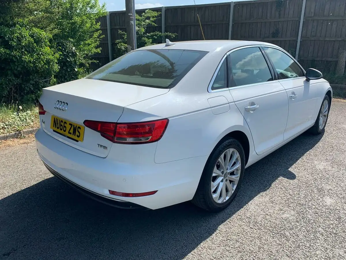 2016-audi-a4-14-tfsi-se-big-5