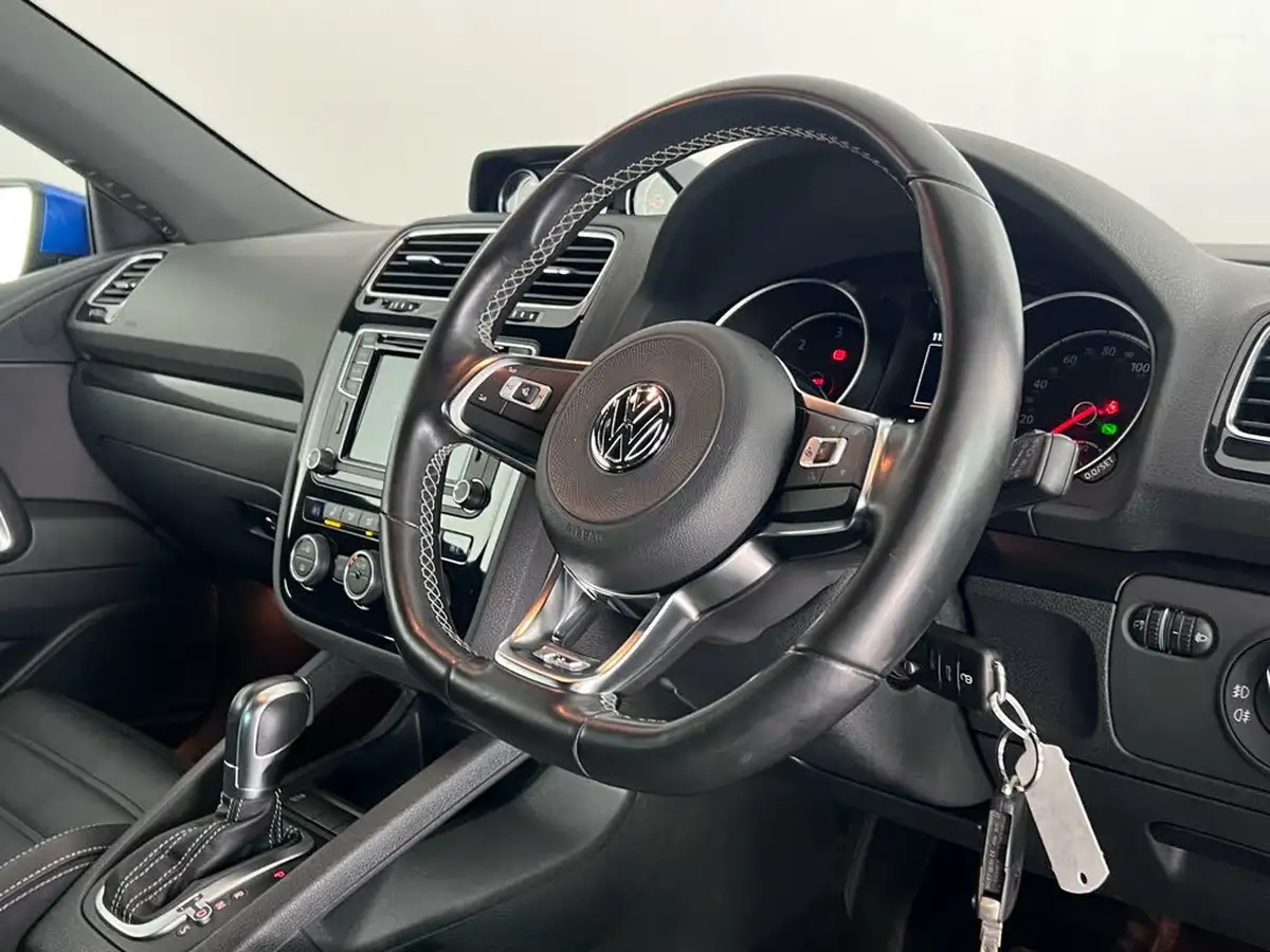2017-volkswagen-scirocco-20tdi-r-line-184ps-ss-dsg-big-10