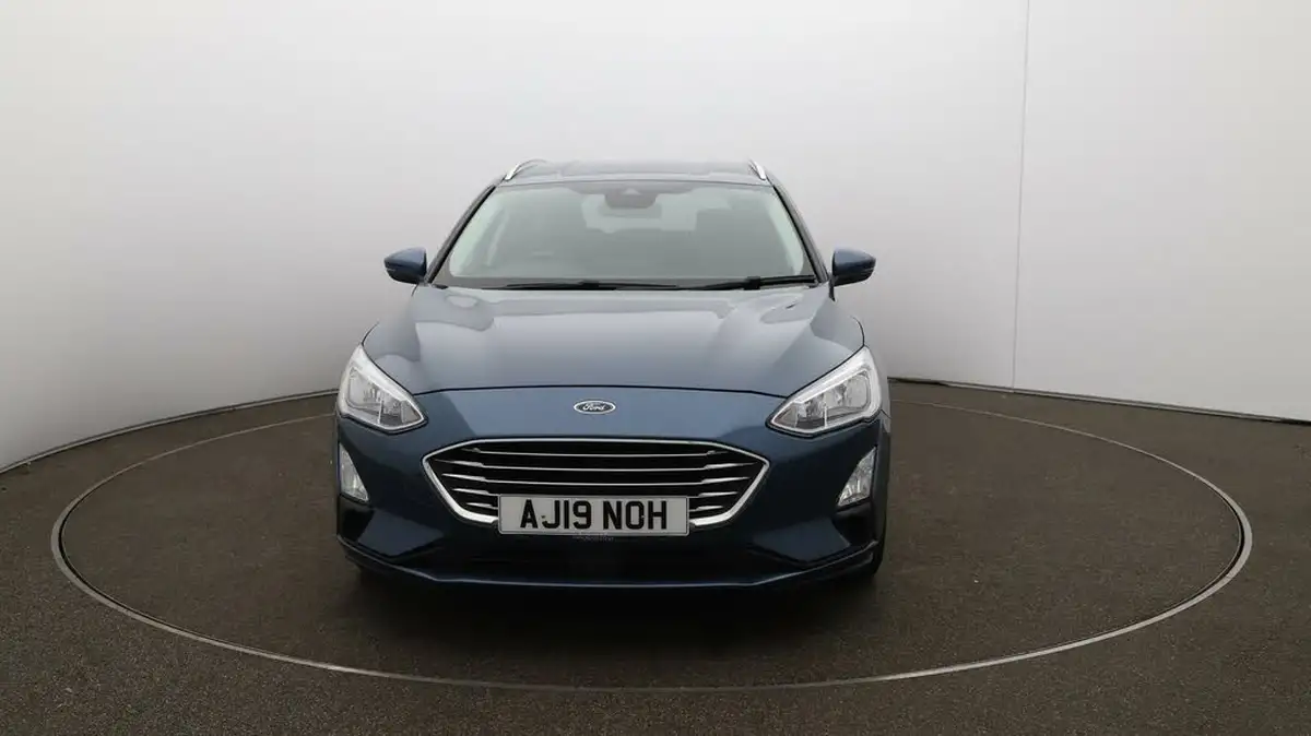 2019-ford-focus-10t-titanium-x-estate-auto-big-30