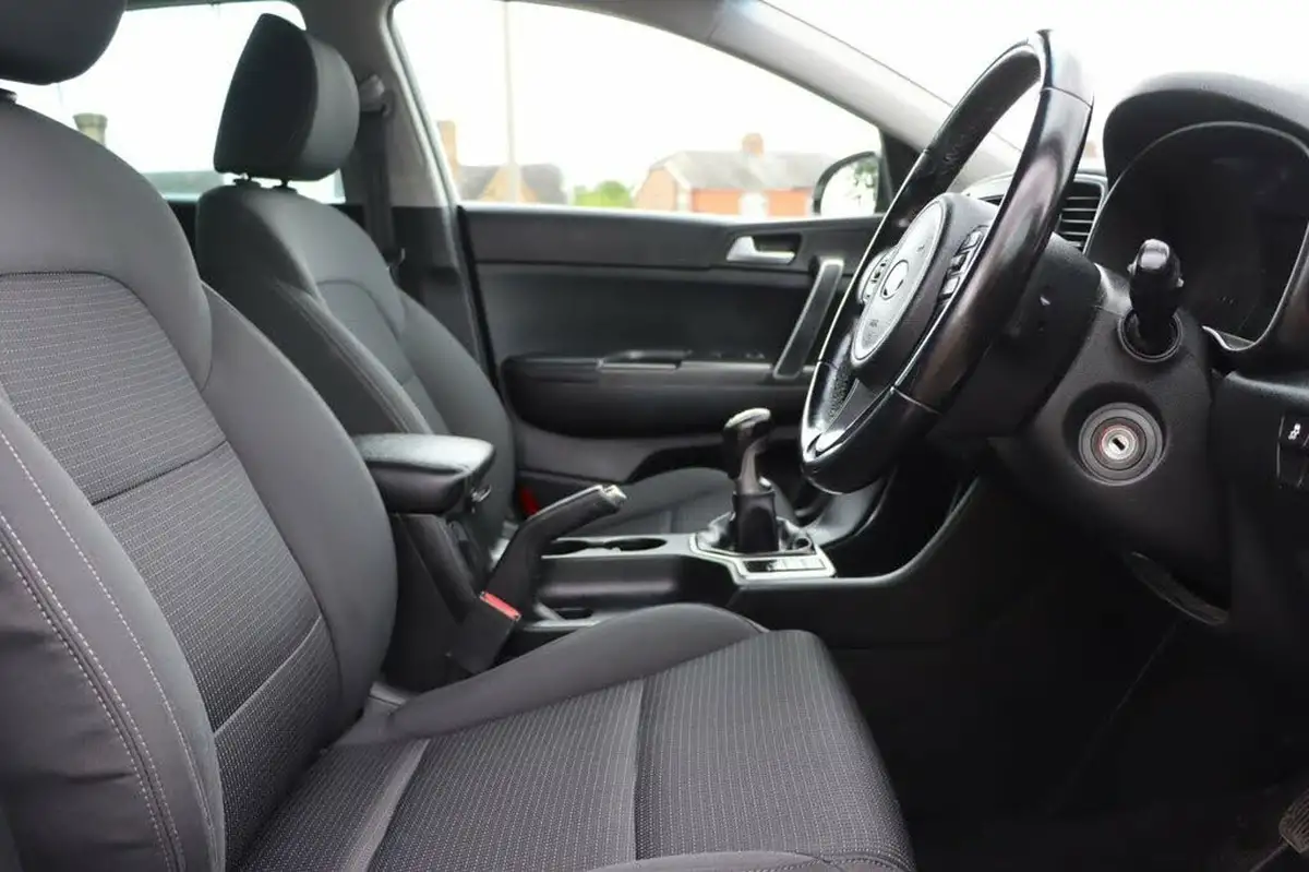 2016-kia-sportage-17crdi-2-big-18