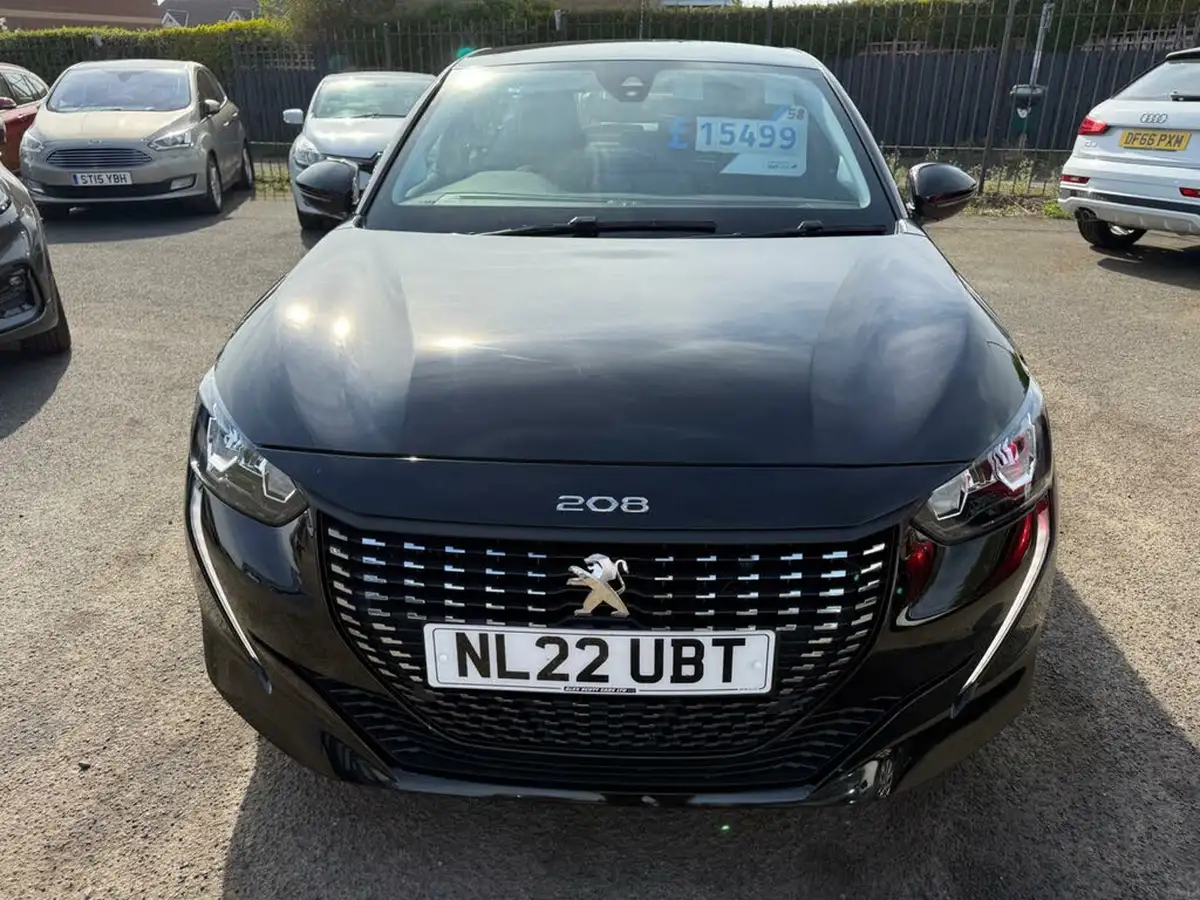 2022-peugeot-208-12-puretech-active-premium-100bhp-eat8-big-1