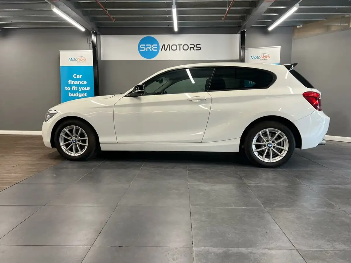 2013-bmw-1-series-20td-116d-se-116bhp-sports-hatch-3d-big-3