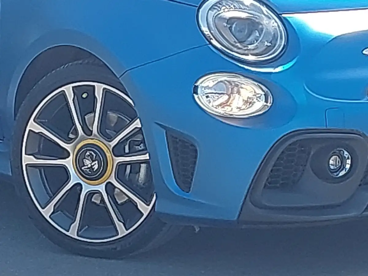 2022-abarth-595-14-tjet-turismo-big-8