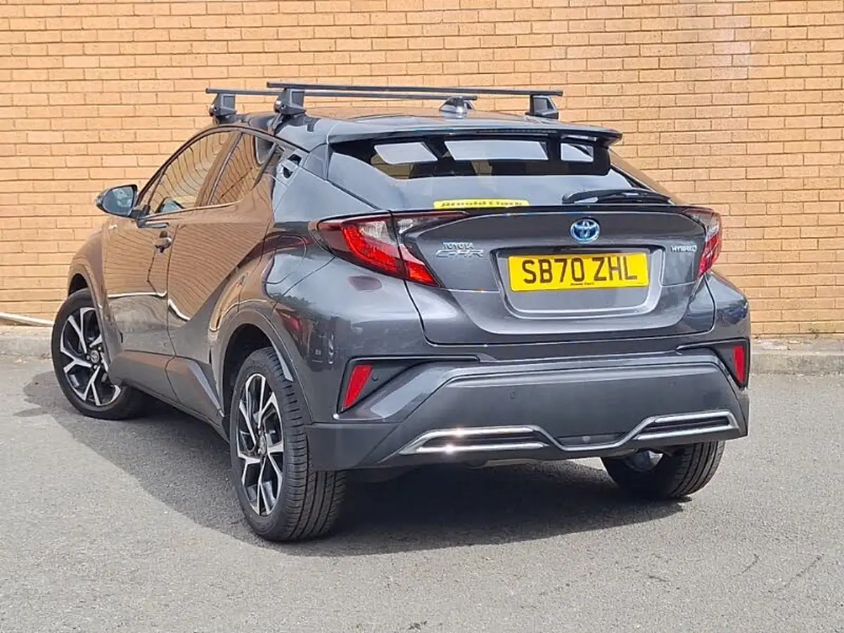 2021-toyota-c-hr-20-vvt-i-design-big-1