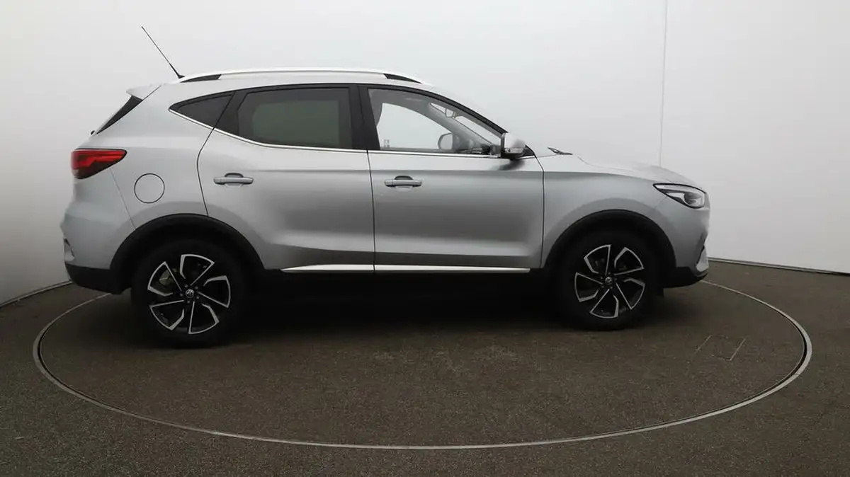 2024-mg-zs-suv-10t-gdi-exclusive-big-40