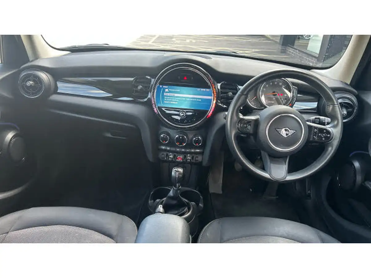 2021-mini-cooper-15-one-classic-5d-big-3