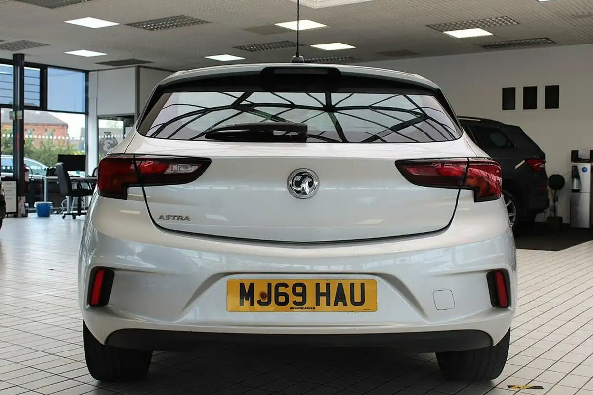 2019-vauxhall-astra-14i-16v-turbo-sri-vx-line-nav-ss-big-12