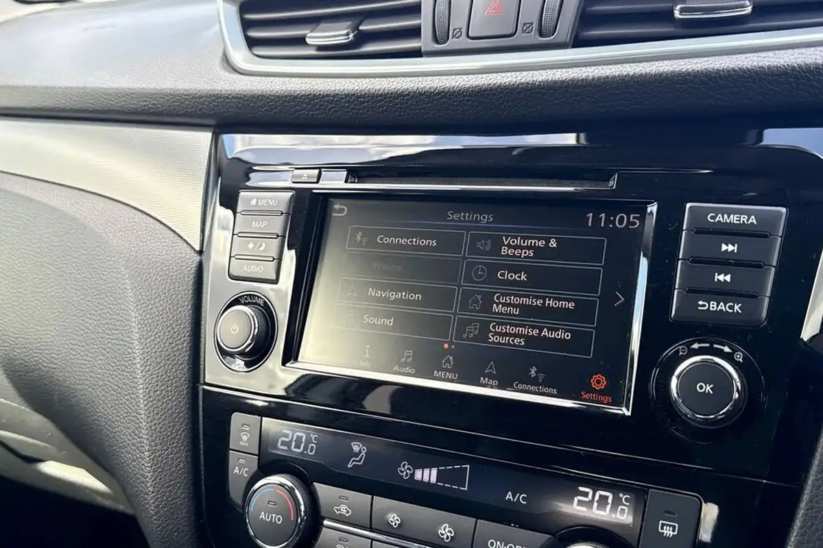 2021-nissan-qashqai-13-dig-t-n-motion-140ps-big-48