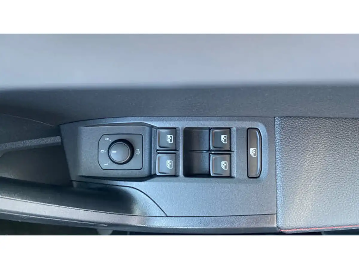 2019-seat-arona-15-tsi-evo-fr-sport-ss-big-20
