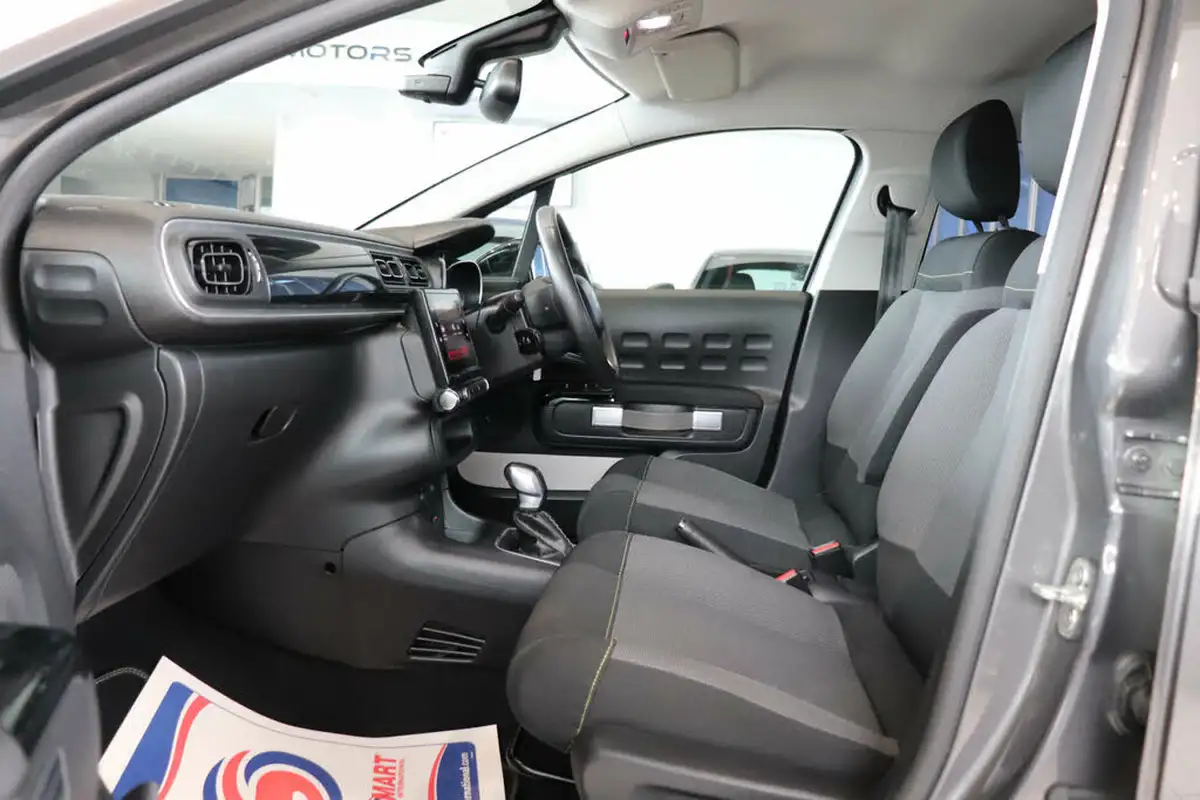 2018-citroen-c3-12-puretech-flair-110ps-ss-eat6-big-31