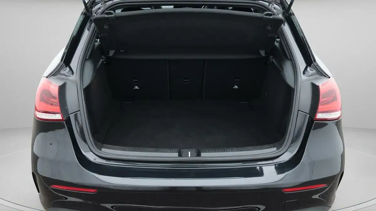 2019-mercedes-benz-a-class-13-a180-amg-line-hatchback-5d-big-17