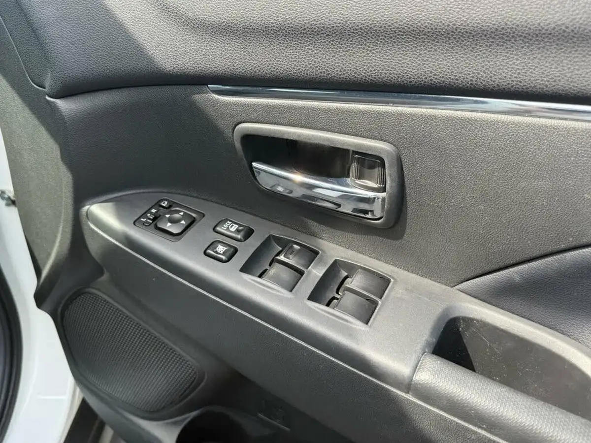 2017-mitsubishi-asx-22di-d-4-big-18