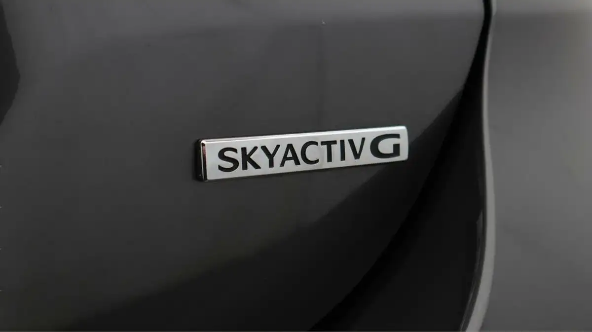 2022-mazda-mazda6-20-skyactiv-g-sport-saloon-4d-big-22