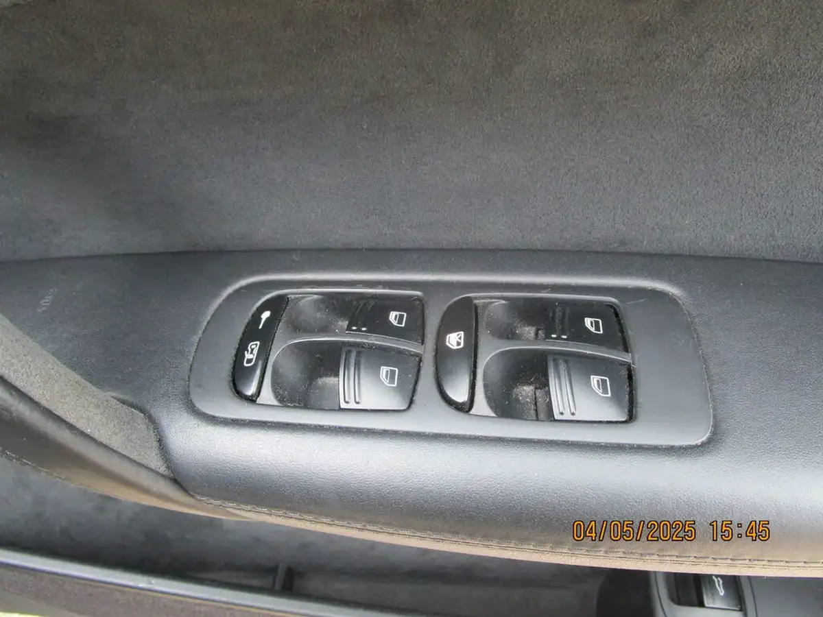 2009-porsche-cayenne-48-gts-tiptronic-s-big-16