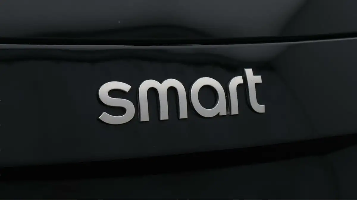 2022-smart-forfour-eq-exclusive-big-21