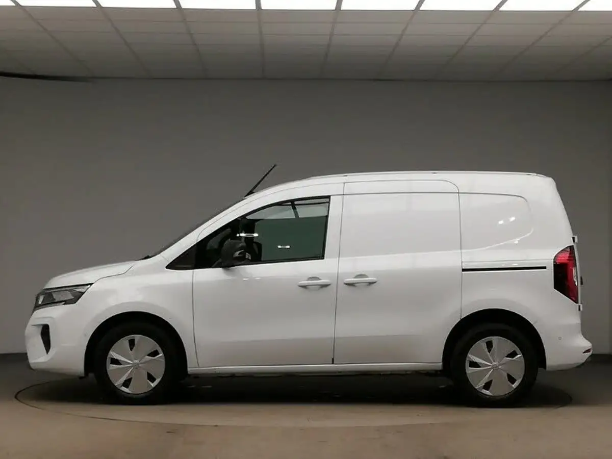 2023-nissan-townstar-e-45kwh-l1-tekna-big-3