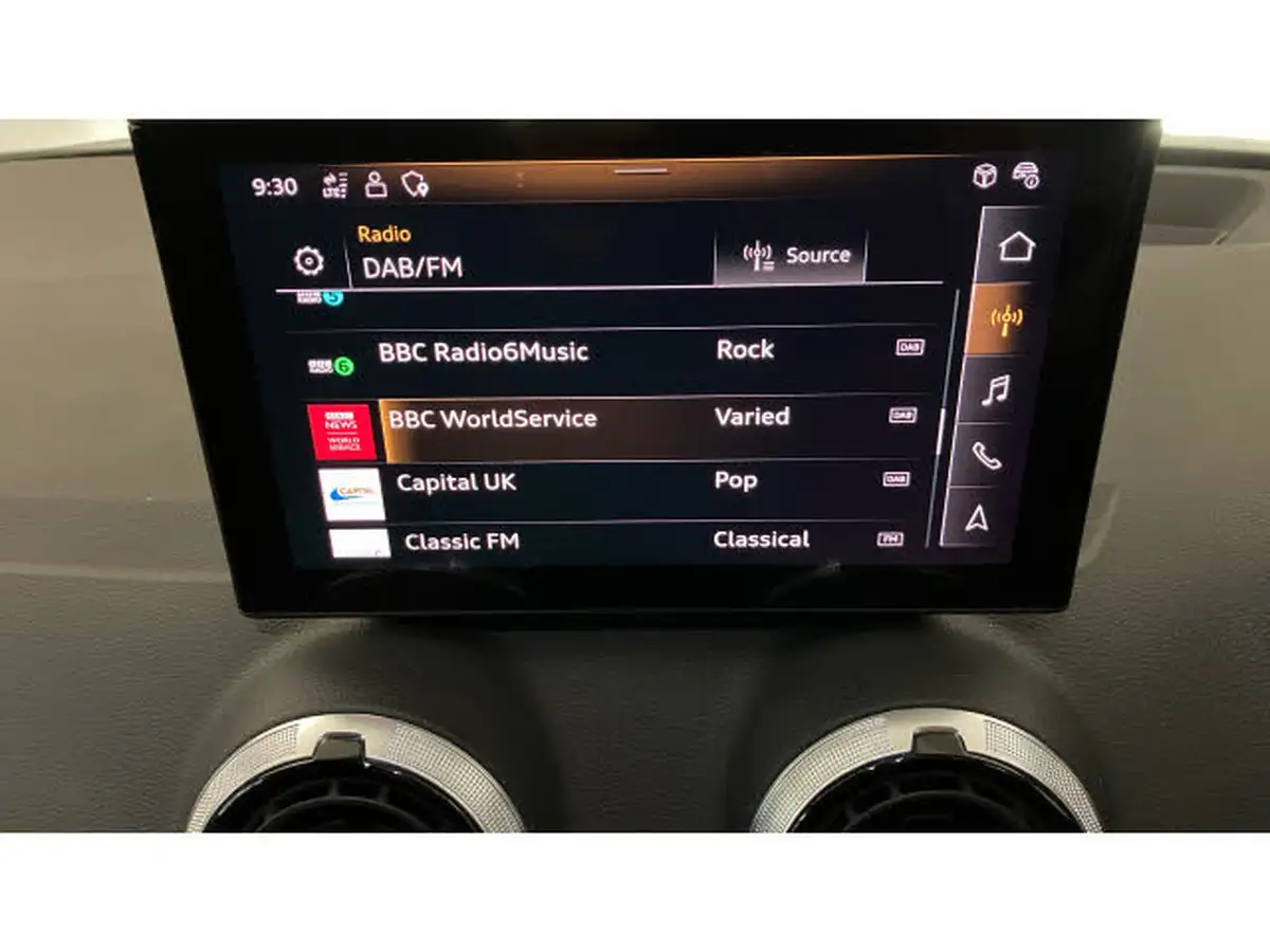 2024-audi-q2-10-30-tfsi-s-line-116ps-big-39