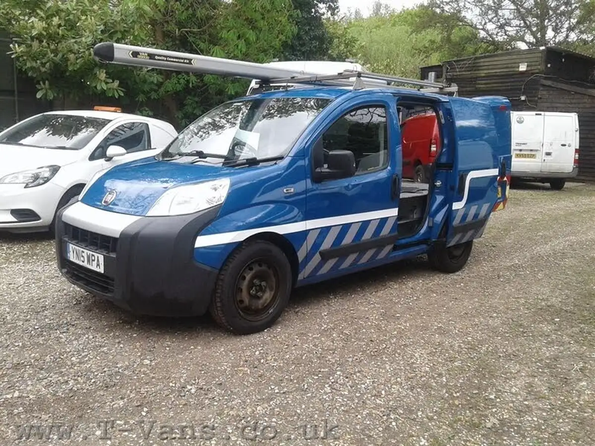 2015-fiat-fiorino-13jtd-cargo-sx-big-15