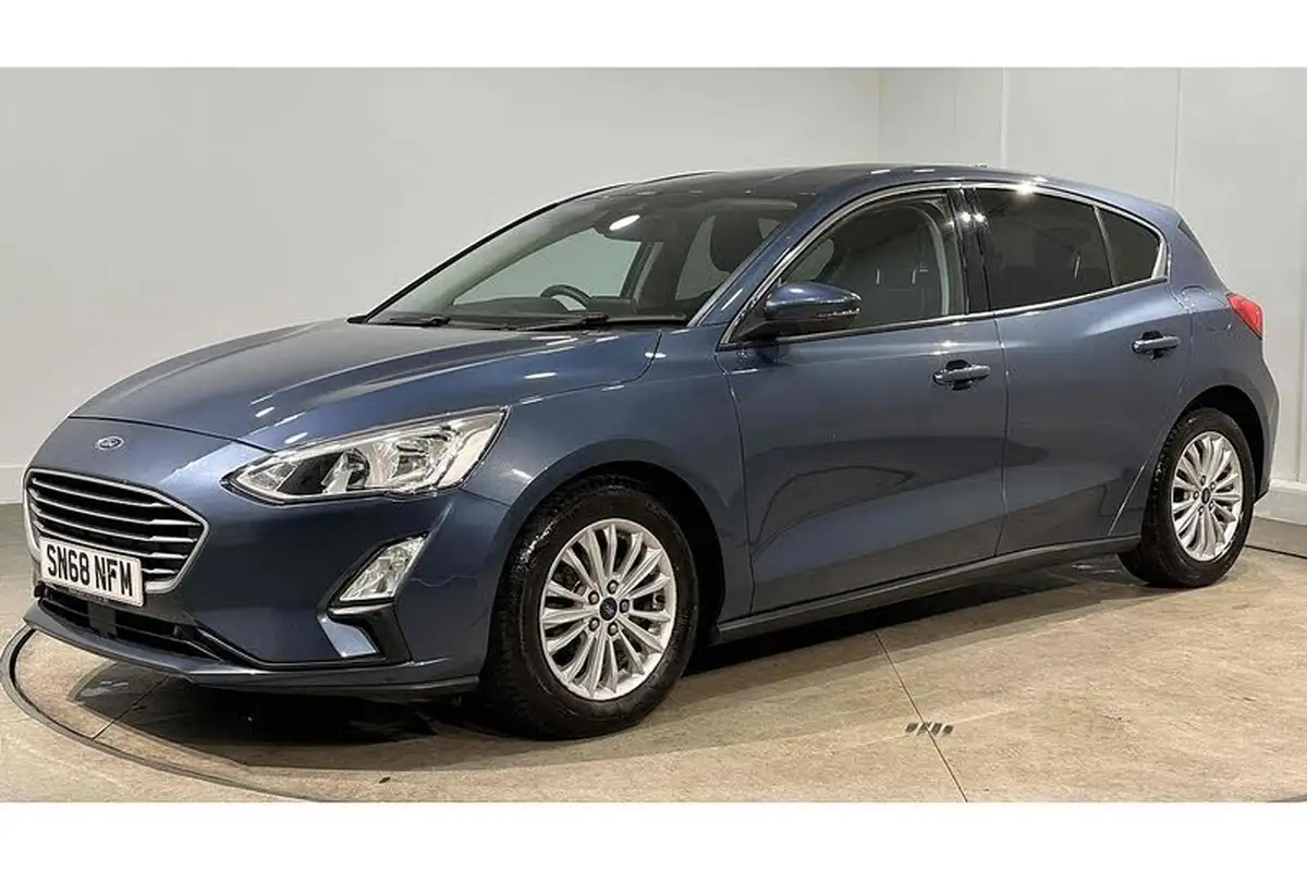2019-ford-focus-10t-titanium-ss-hatchback-big-6