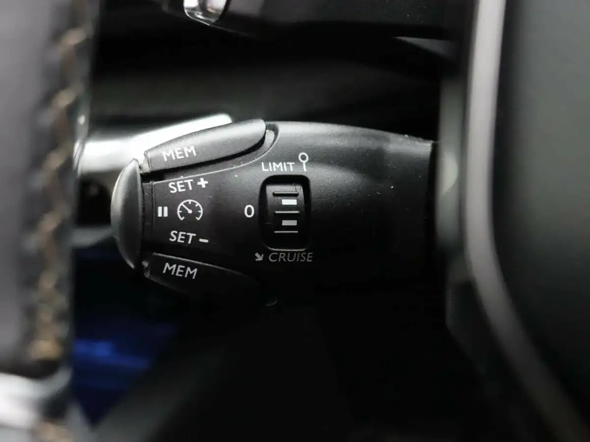 2018-peugeot-3008-suv-15-bluehdi-gt-line-eat8-big-34