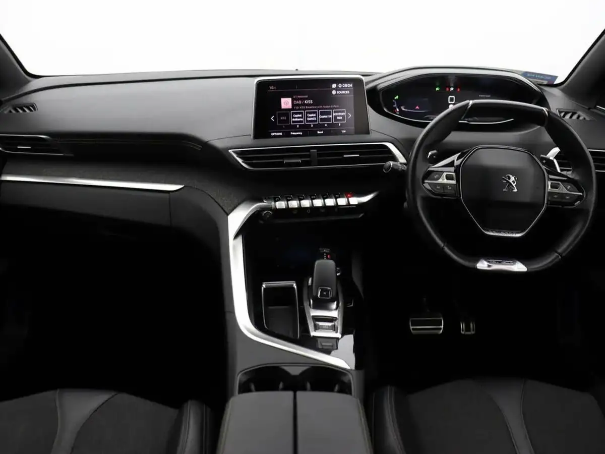 2018-peugeot-3008-suv-15-bluehdi-gt-line-eat8-big-12