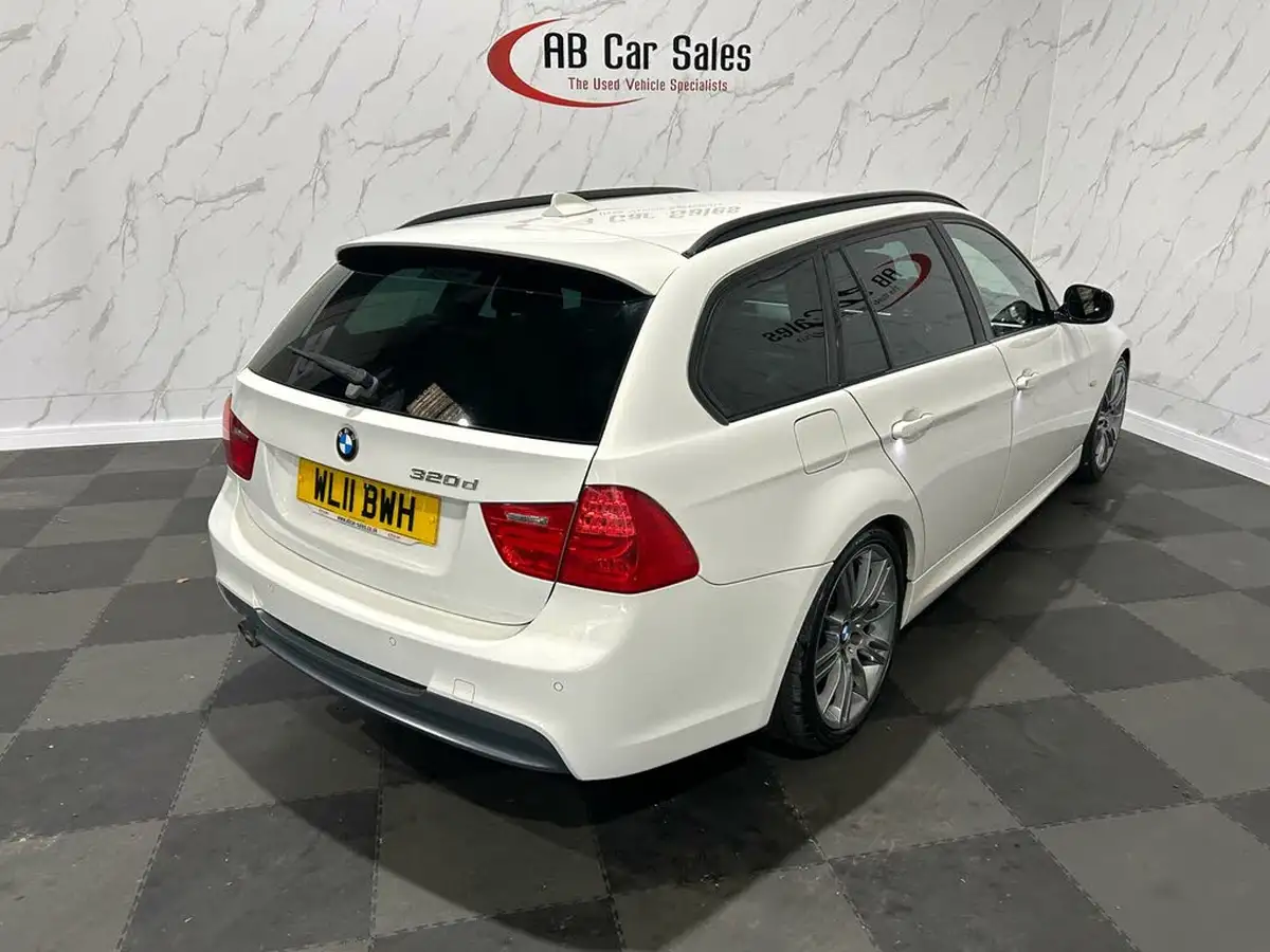 2011-bmw-3-series-20td-320d-sport-plus-touring-estate-5d-big-7