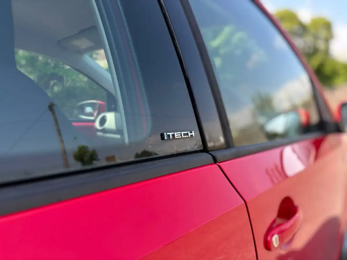 2014-seat-mii-10-i-tech-5d-big-18