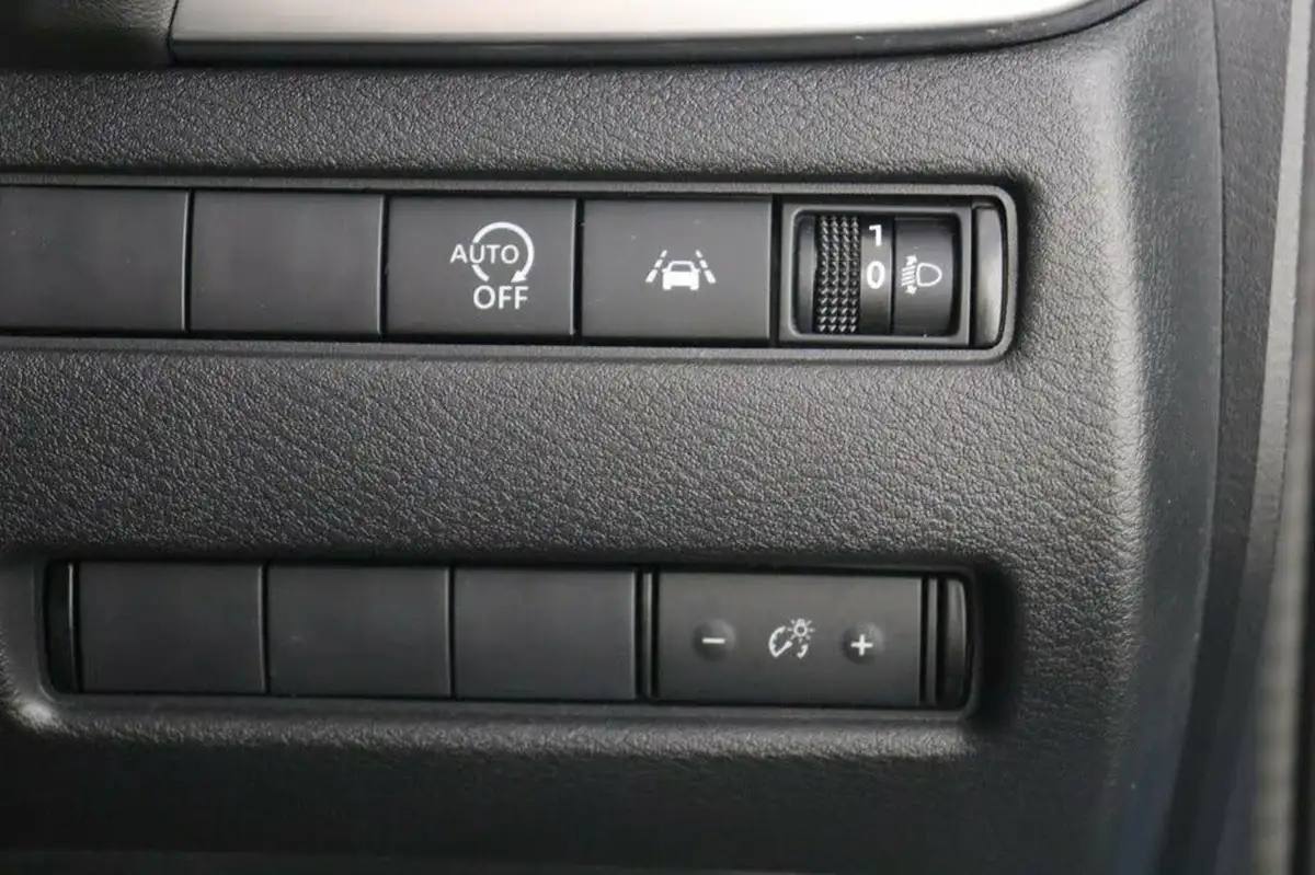 2022-nissan-qashqai-13-dig-t-acenta-premium-140ps-big-31