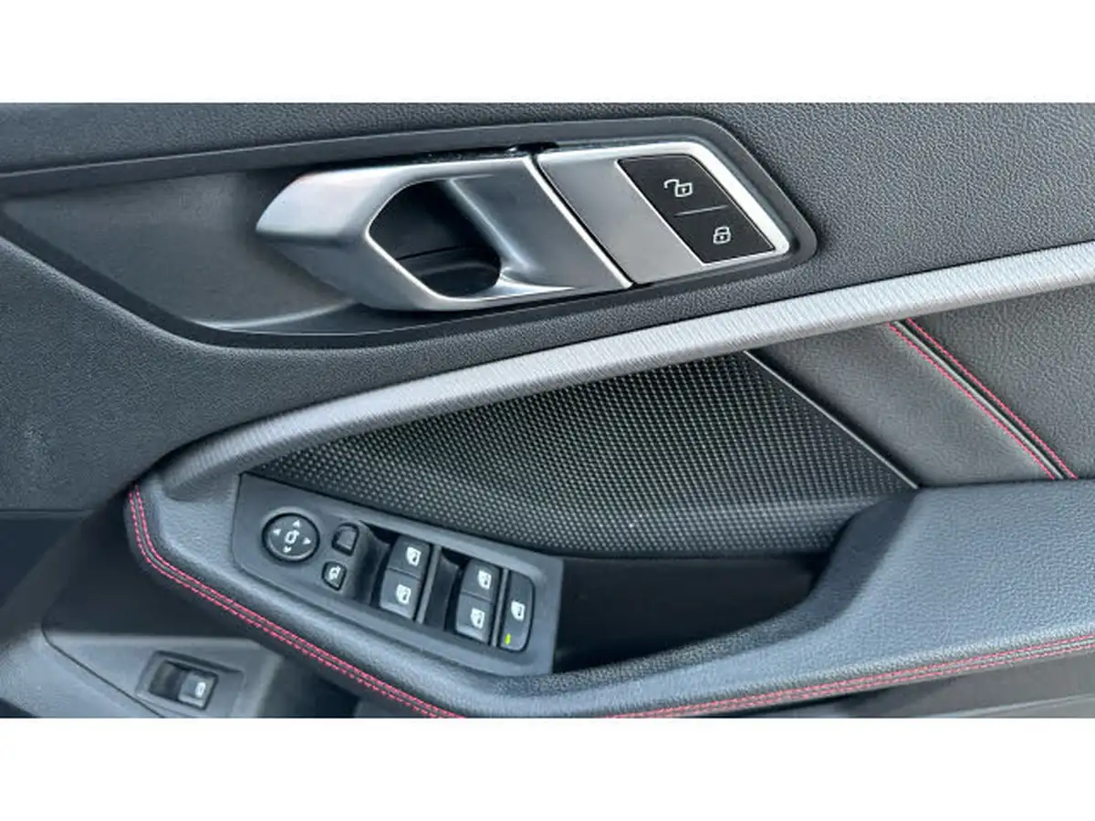 2023-bmw-1-series-20-128ti-lcp-big-28