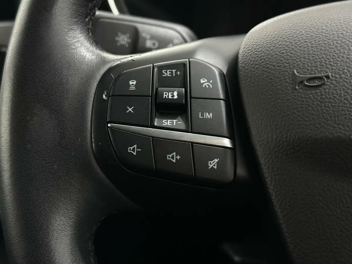 2020-ford-kuga-15-titanium-first-edition-big-12