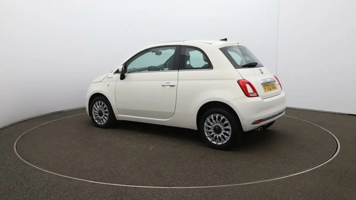 2022-fiat-500-10-dolcevita-big-27