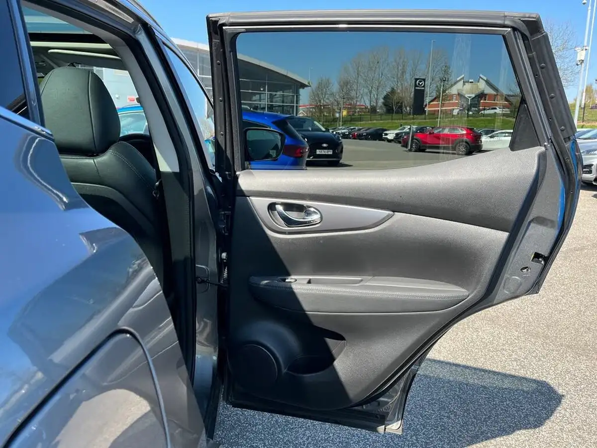 2020-nissan-qashqai-13-dig-t-tekna-160ps-big-29